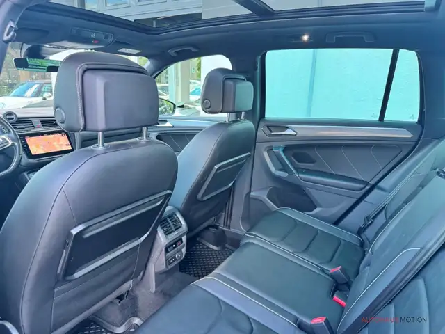 Volkswagen Tiguan view 10