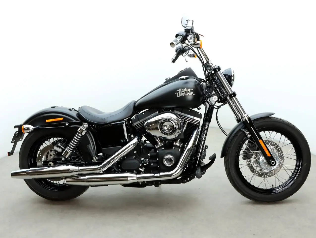 Harley-Davidson Dyna Street Bob