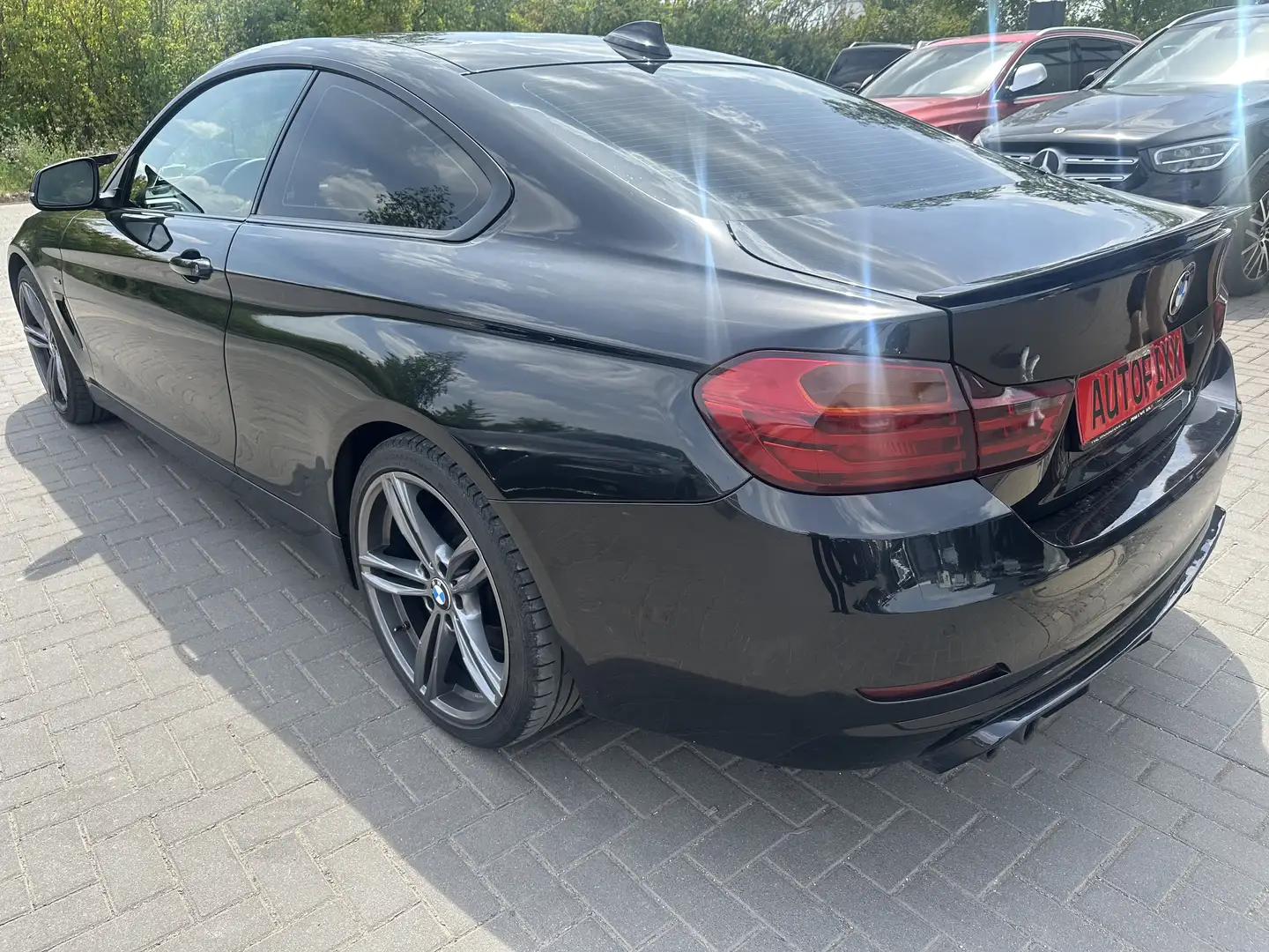 BMW 430 430 d Sport Line Zwart - 2