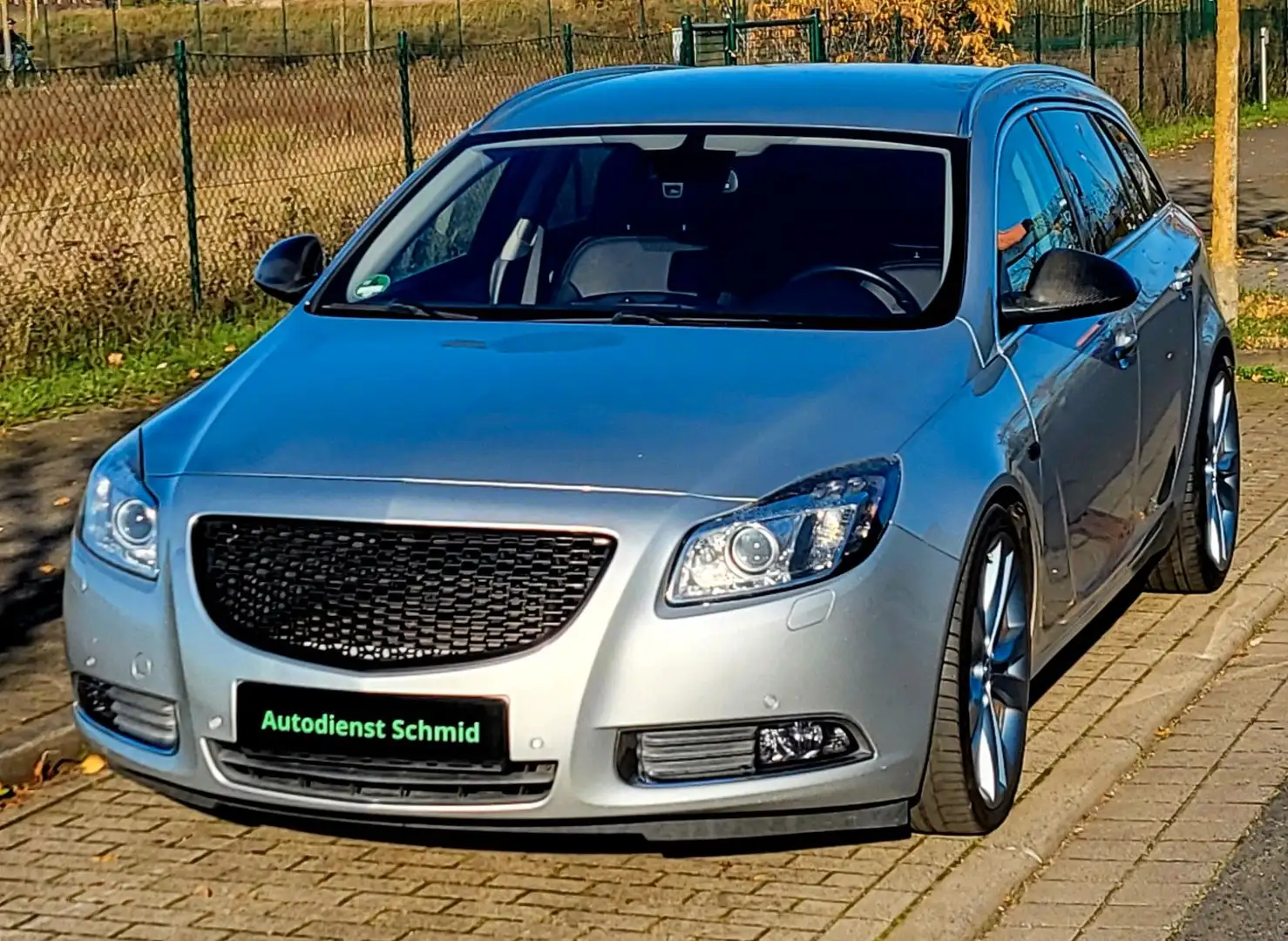 Opel Insignia A Sports Tourer Innovation 4x4 Silber - 2