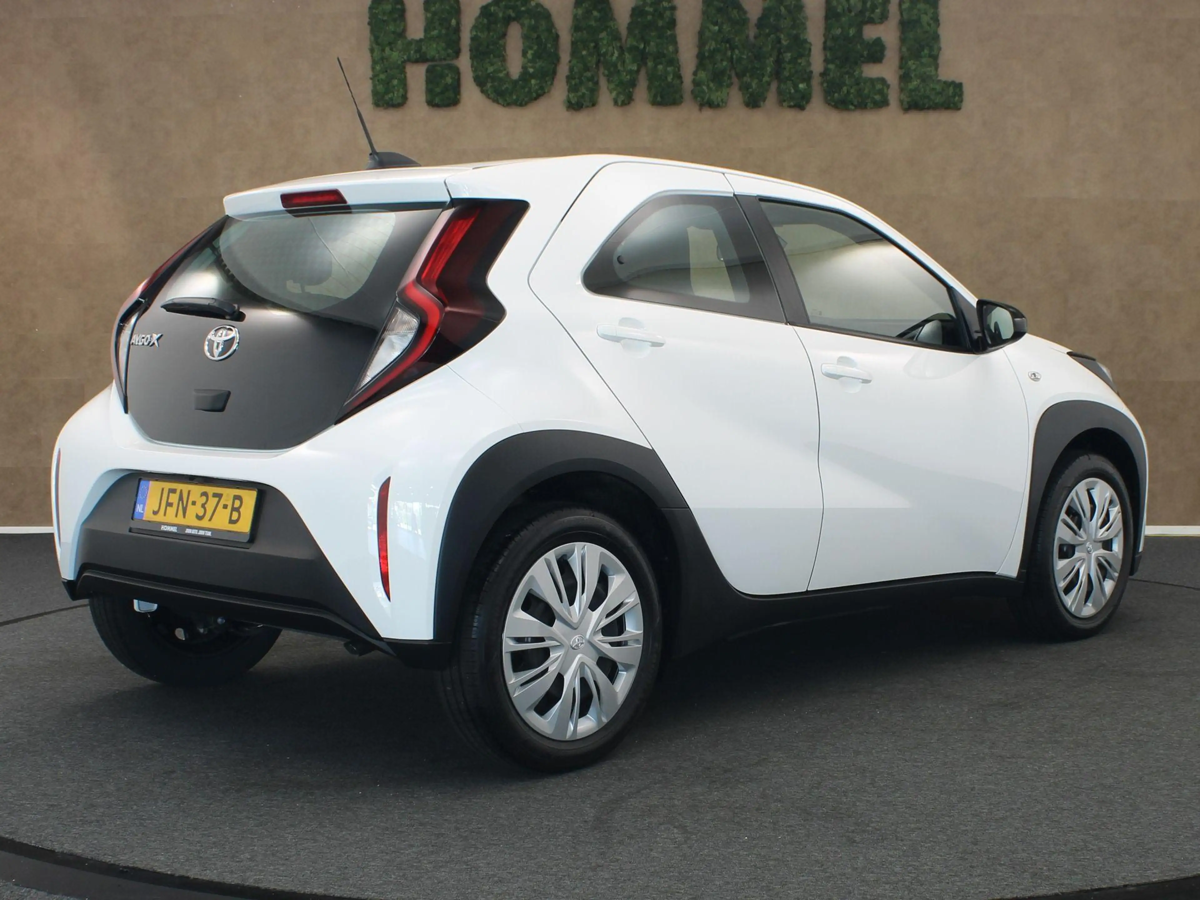 Toyota Aygo X 1.0 VVT-i MT Play - ORIGINEEL NEDERLANDSE AUTO - A — photo 7
