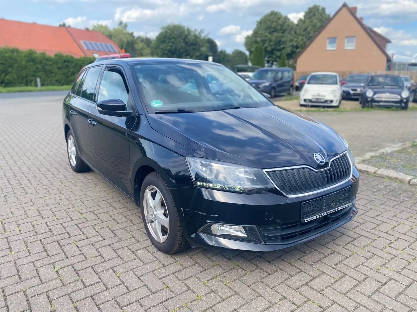 Skoda Fabia Combi Style Navi Sitzh,2.Hand Zahn Neu,Tüv Schwarz - 1