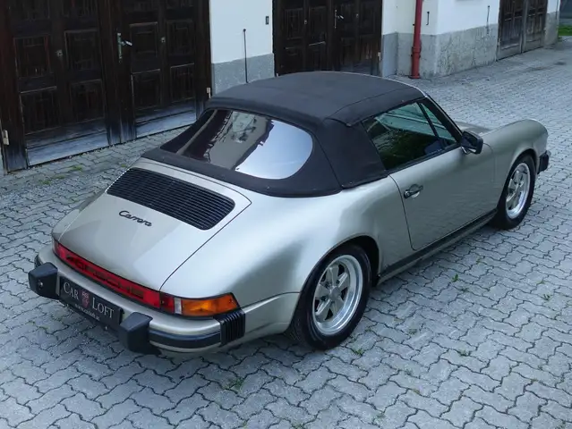 Porsche 911 911 Carrera Cabrio Ansicht 31