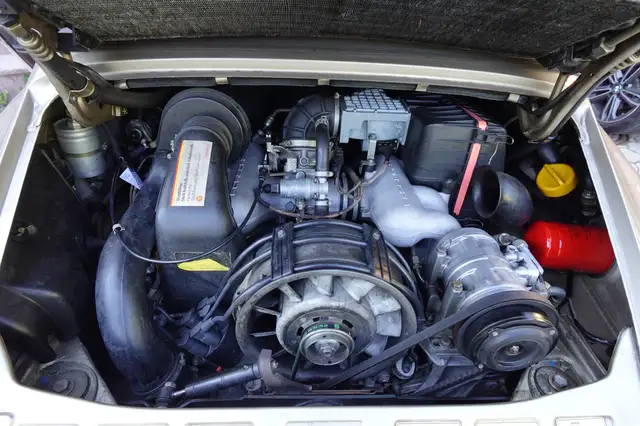 Porsche 911 911 Carrera Cabrio Ansicht 33
