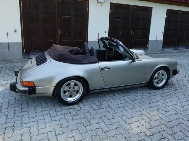 Porsche 911 911 Carrera Cabrio Ansicht 3