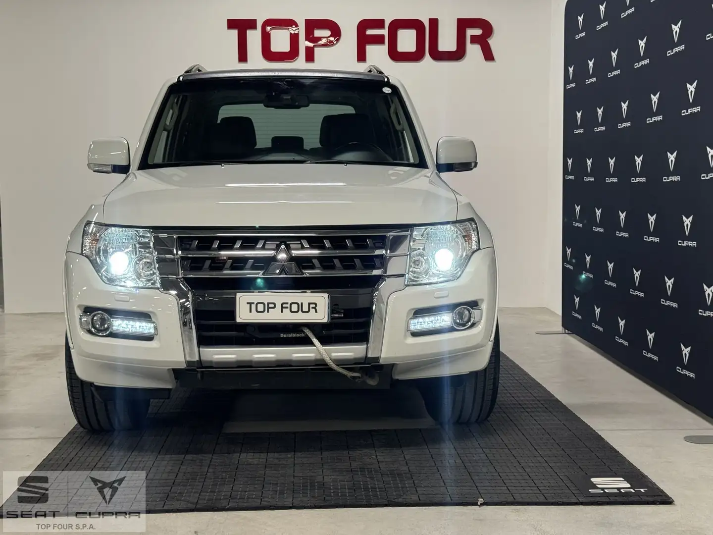 Mitsubishi Pajero Pajero 3.2 DI-D 16V aut. 3p. Instyle DPF - 2