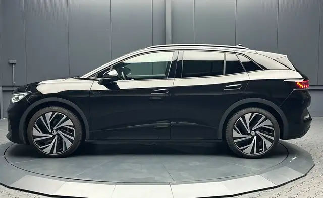 Volkswagen Id.4 view 2