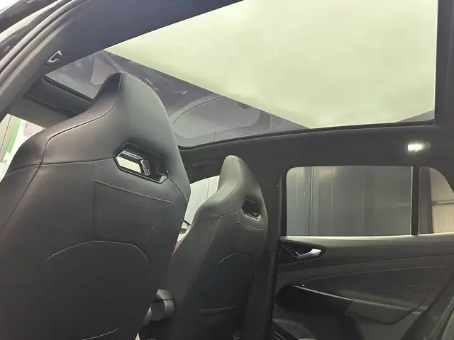 Volkswagen Id.4 view 9