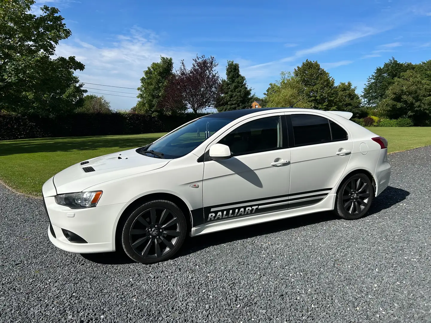 Mitsubishi Lancer Evo Blanc - 2