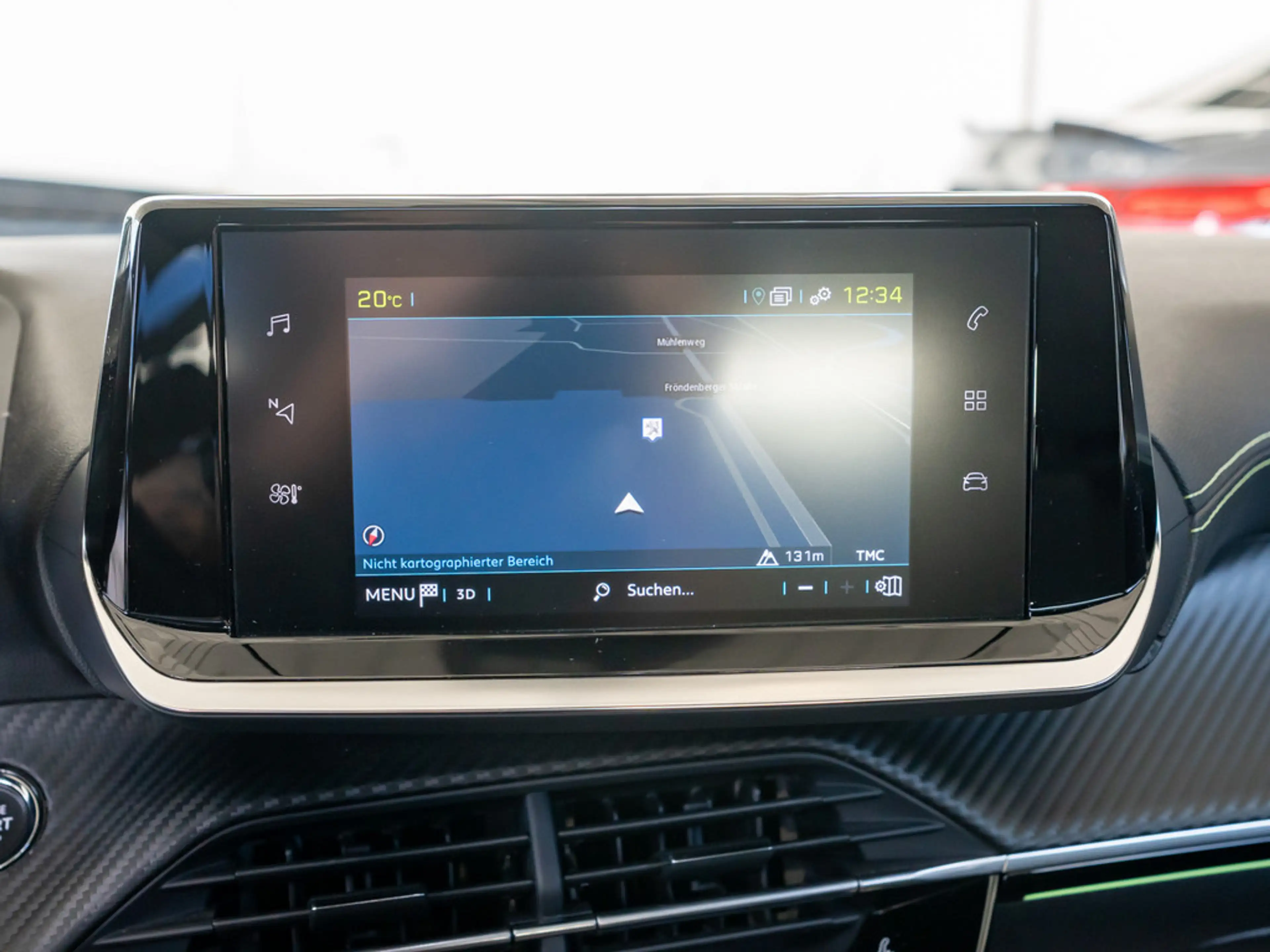 Peugeot e-208 — photo 12