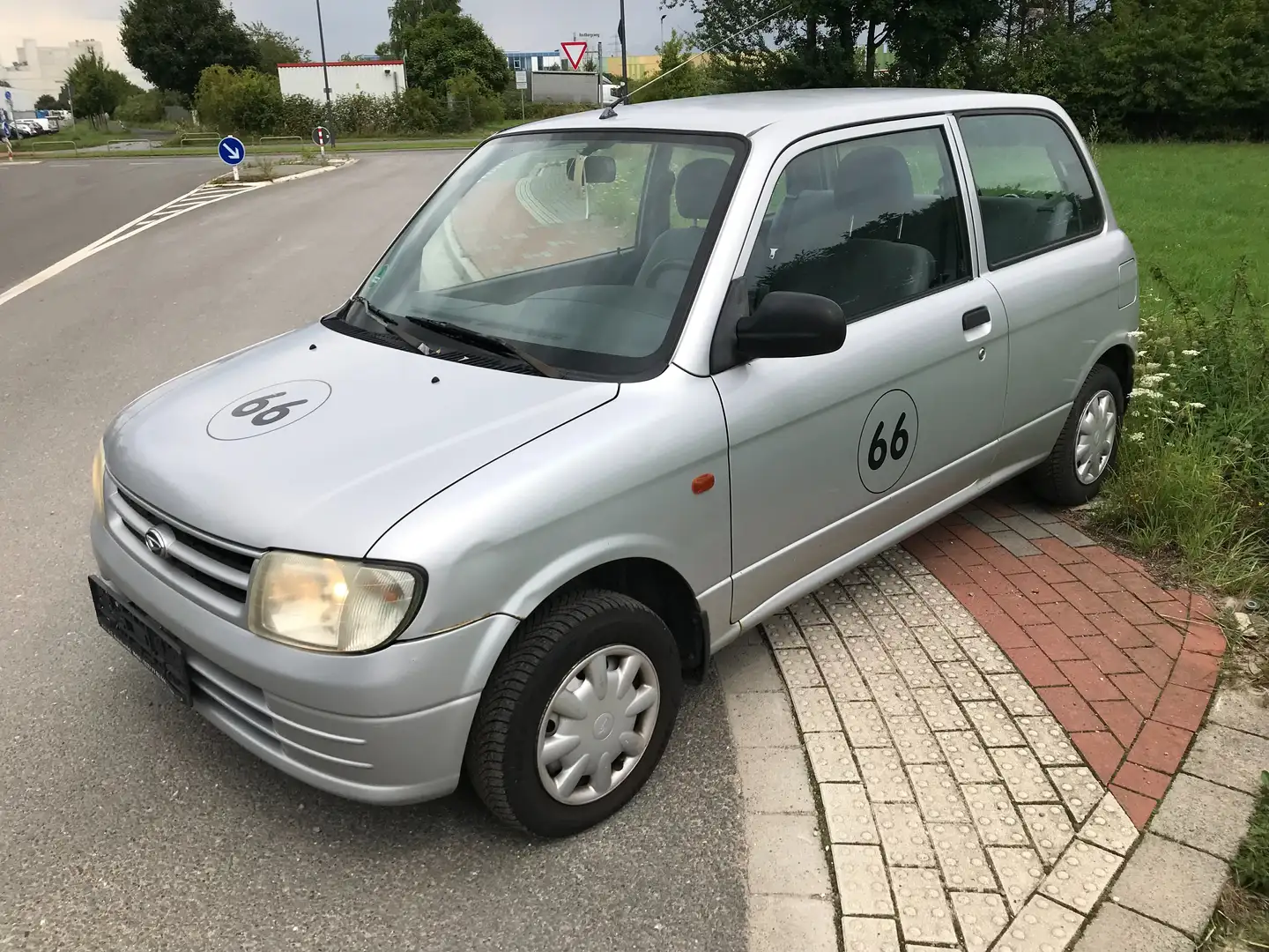Daihatsu Cuore GL (3-trg.) Plateado - 1