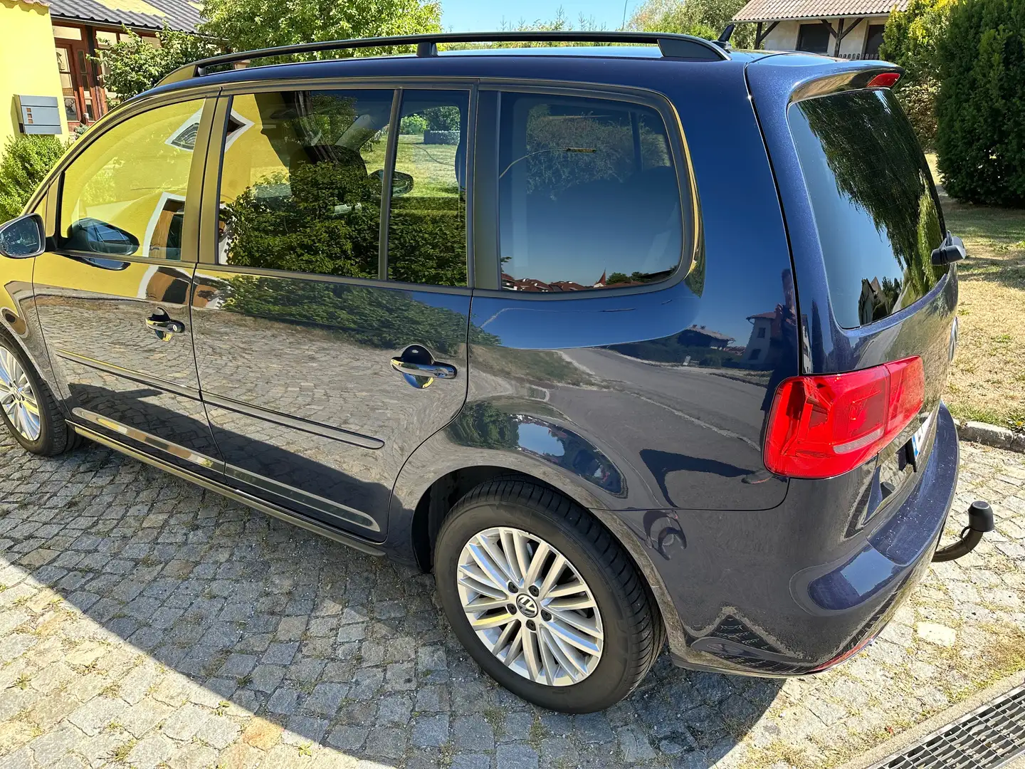 Volkswagen Touran Touran Comfortline 2,0 BMT TDI DPF Comfortline Blau - 2