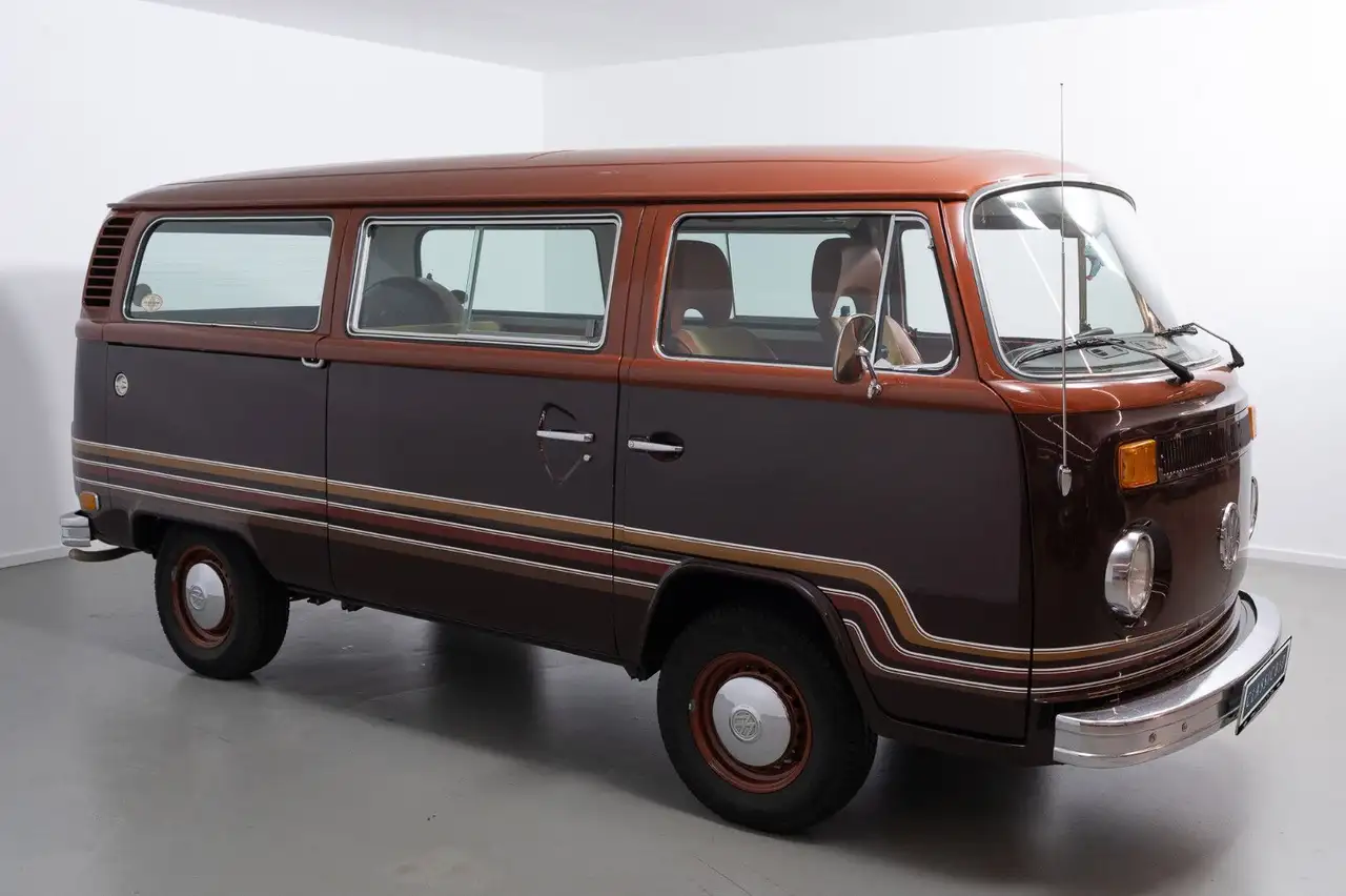 Volkswagen T2b Champagne Edition, foto 2