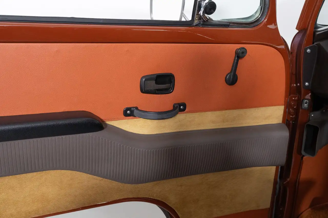Volkswagen T2b Champagne Edition, foto 11