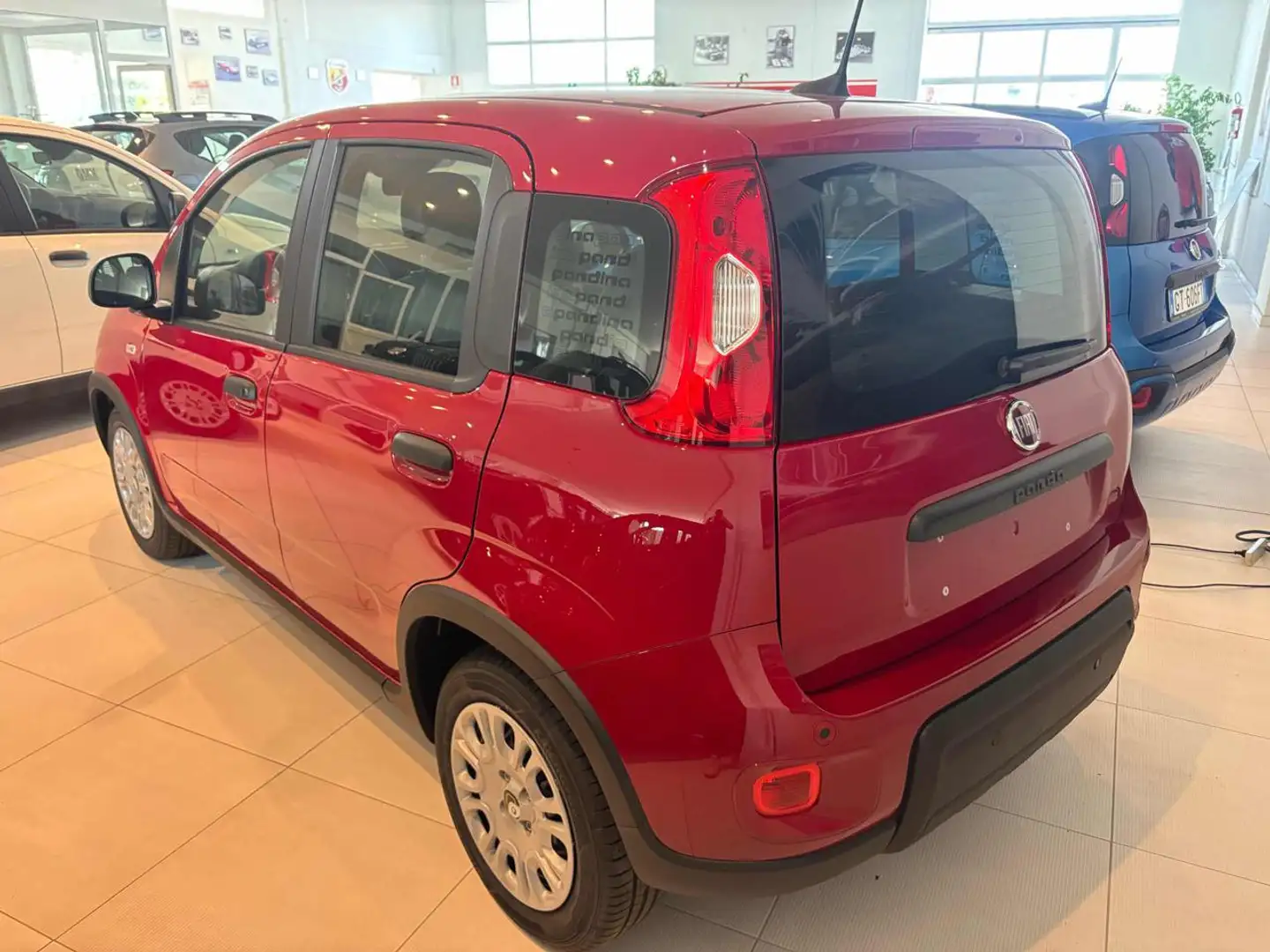 Fiat Panda 1.0 FireFly S&S Hybrid Pandina Rosso - 2