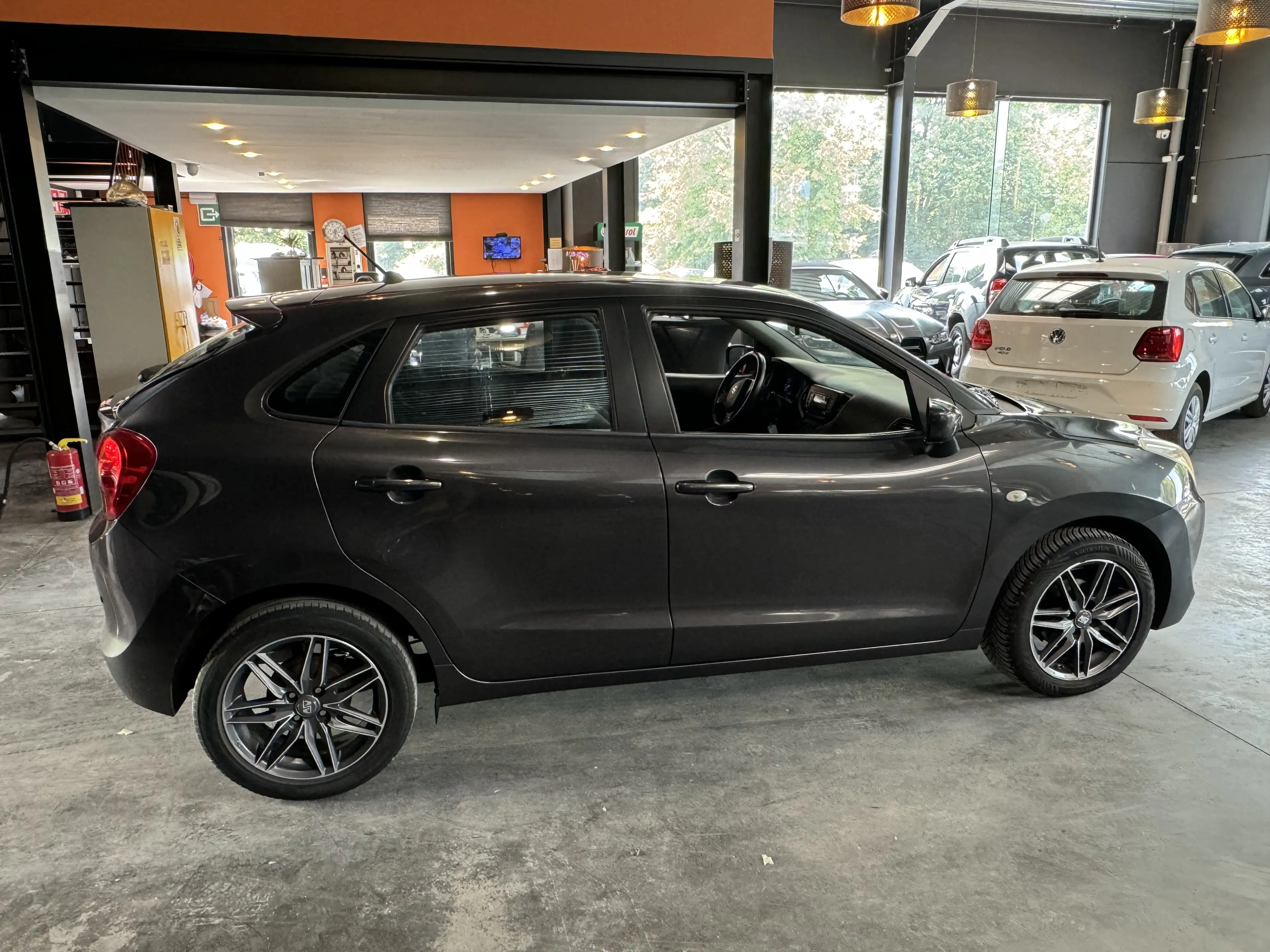 Suzuki Baleno 1.2i - 90 cv - A/C - RADIO CD/MEDIA/TEL -5 PORTES — photo 10