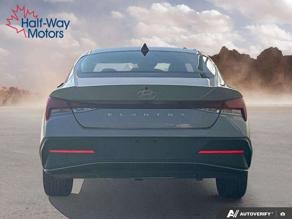2026 Hyundai Elantra Preferred IVT w/Tech Pkg — снимка 5