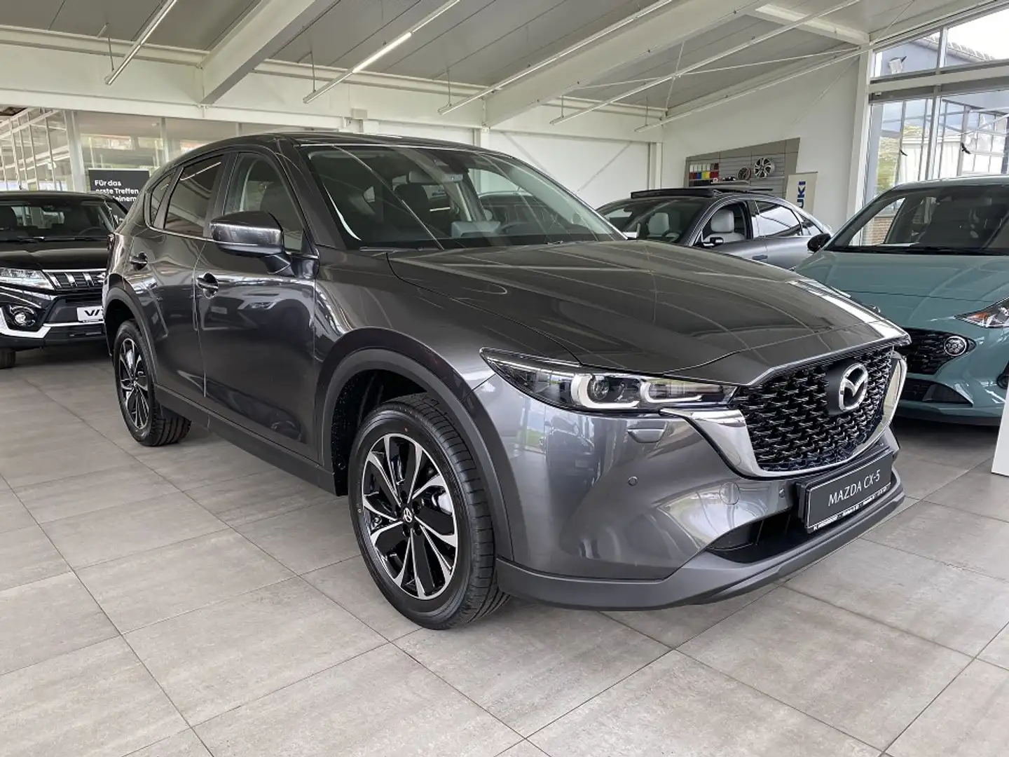 Mazda CX-5 2.0 Advantage DAB+, Android & Apple, 19", Navi Grau - 1