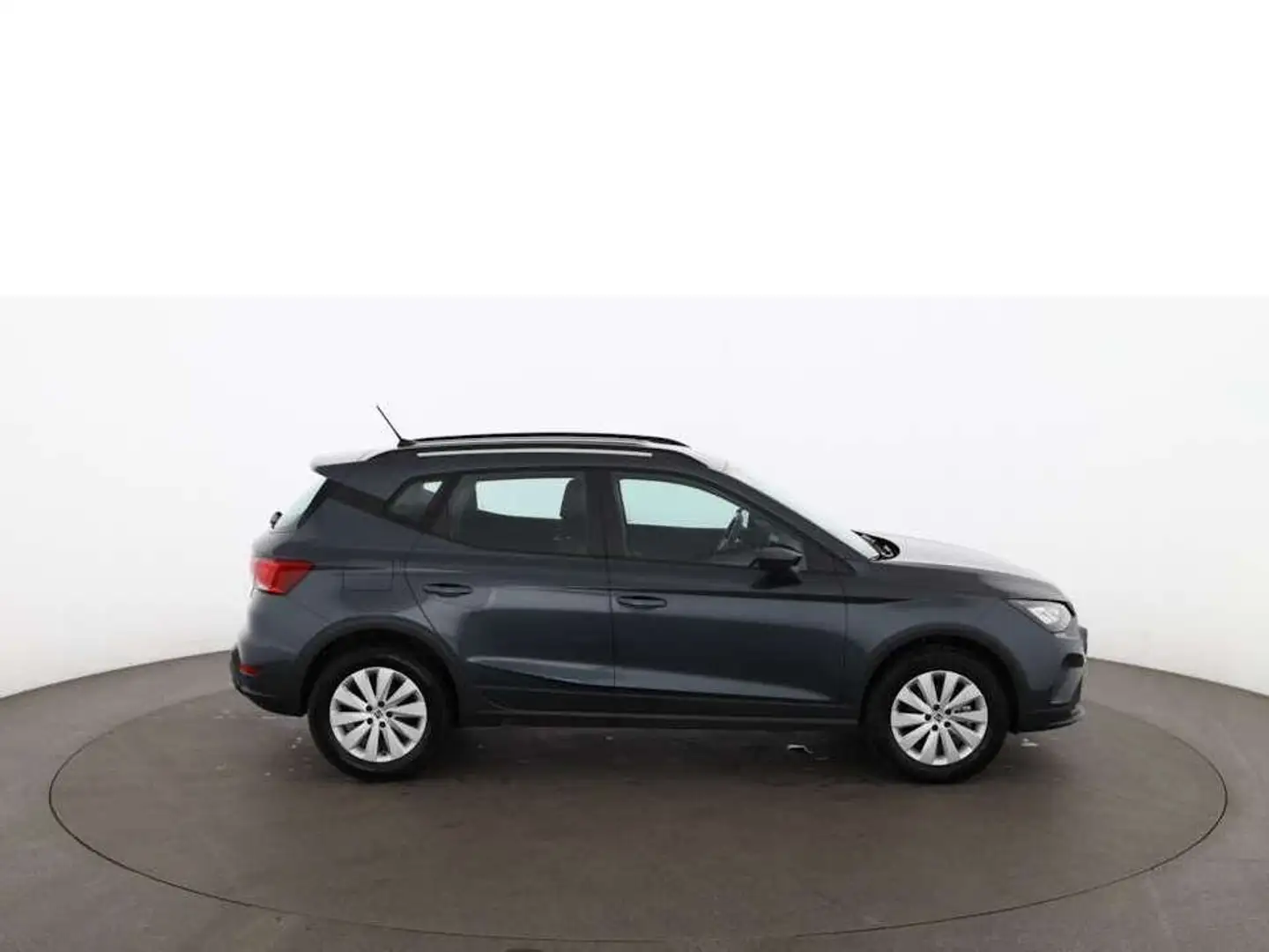 SEAT Arona 1.0 TSI Style LED RADAR NAVI ASSIST TEMP Grau - 2