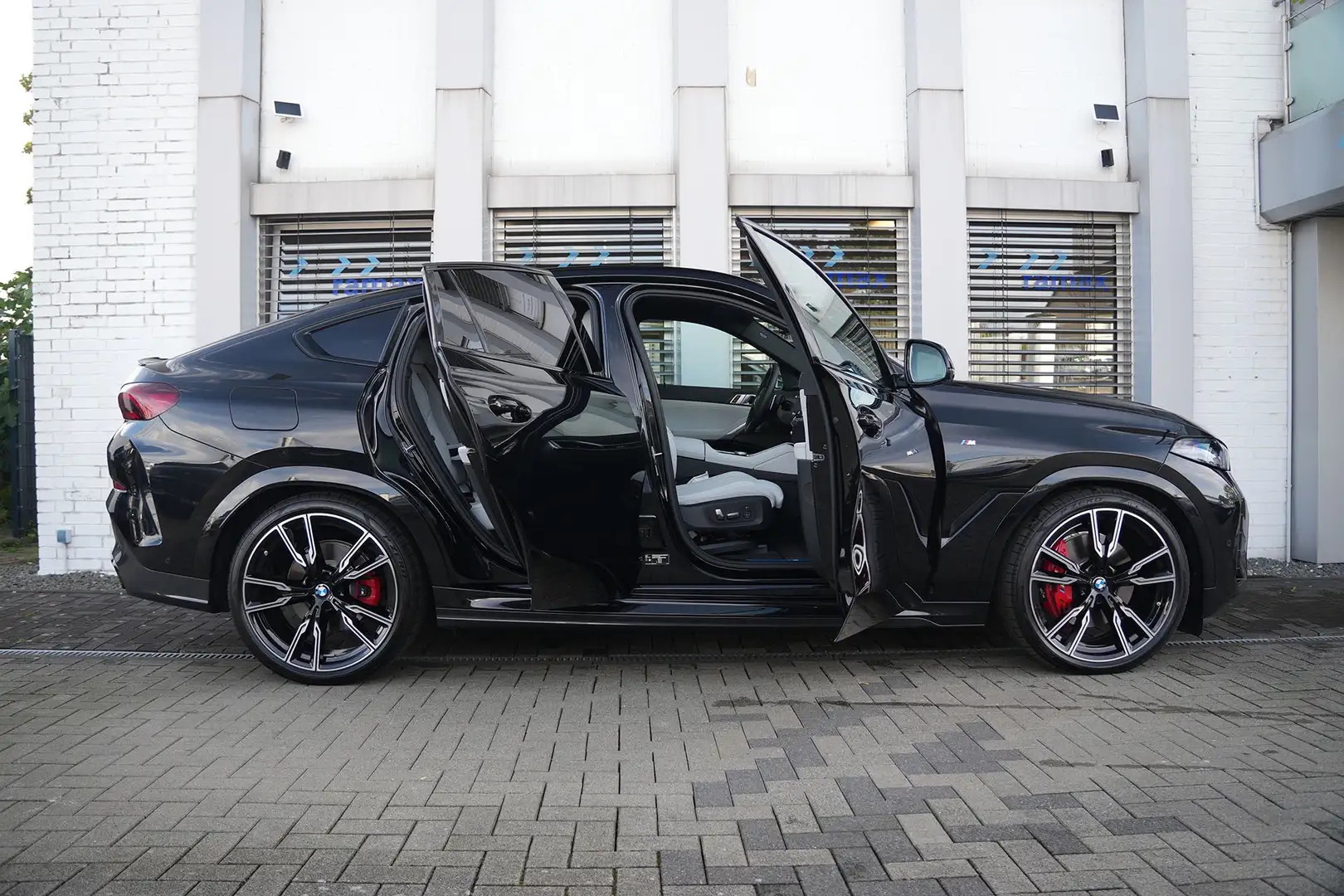 BMW X6 xDrive30d M SPORT PRO-LUFTF.-PANO-CARBON-22M Czarny - 1