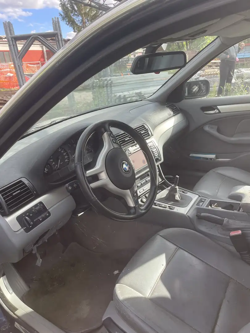 BMW 330 330xd Touring FL - 1