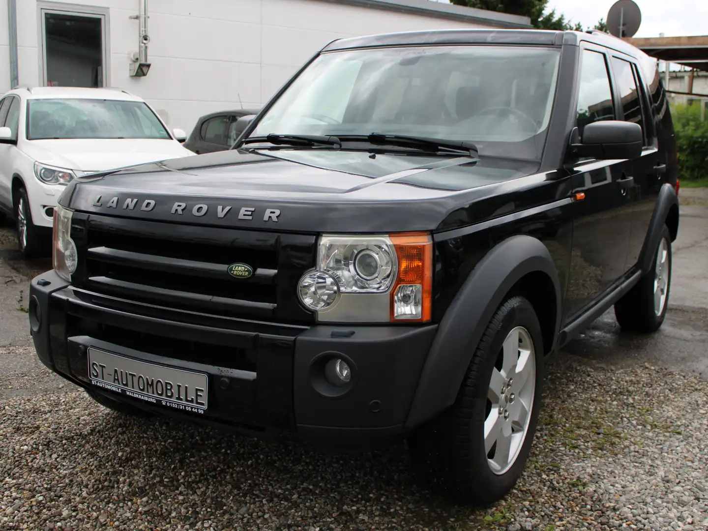 Land Rover Discovery V6 TD S Siyah - 1