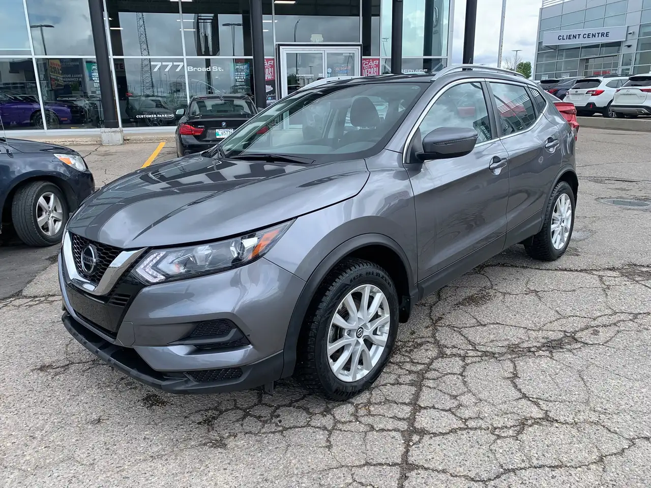 Nissan Qashqai снимка Nissan Qashqai