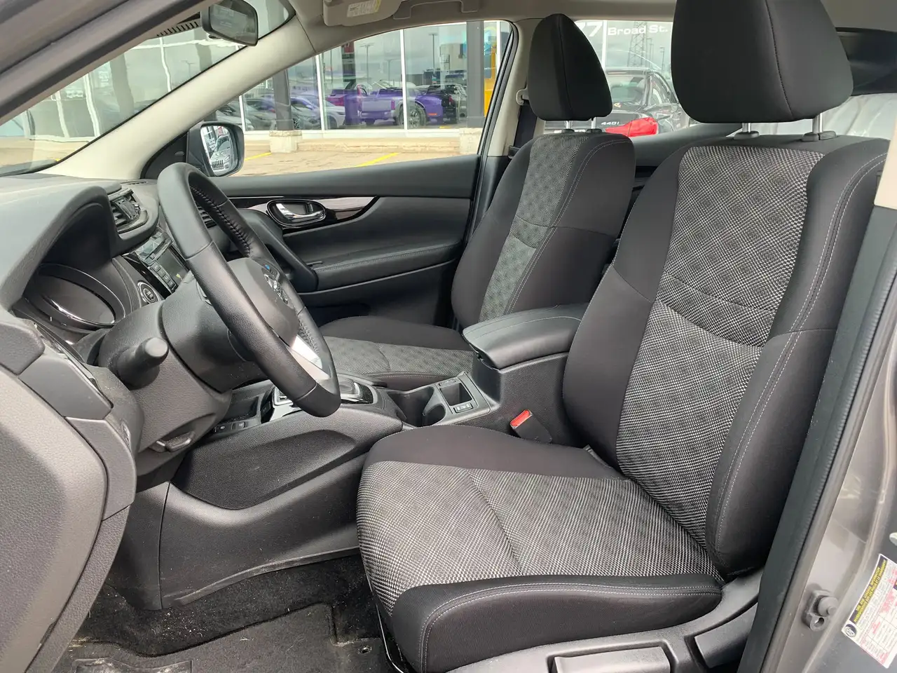 Nissan Qashqai снимка Nissan Qashqai