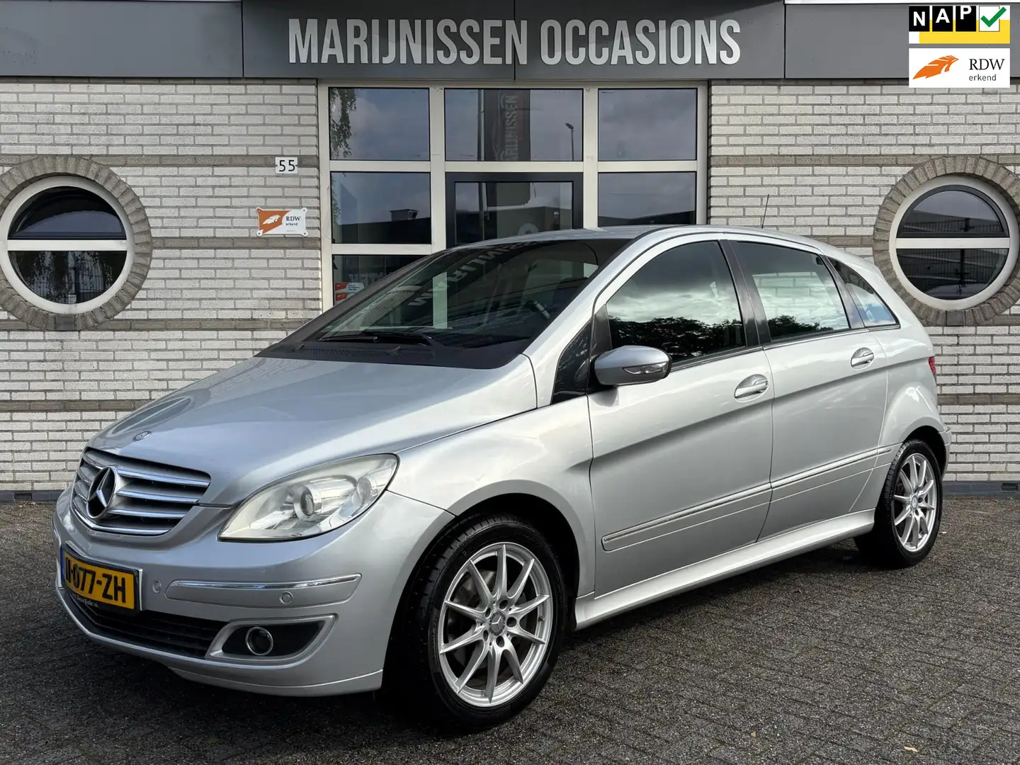 Mercedes-Benz B 200 |Stoelvw,PDC,Airco| Grau - 1