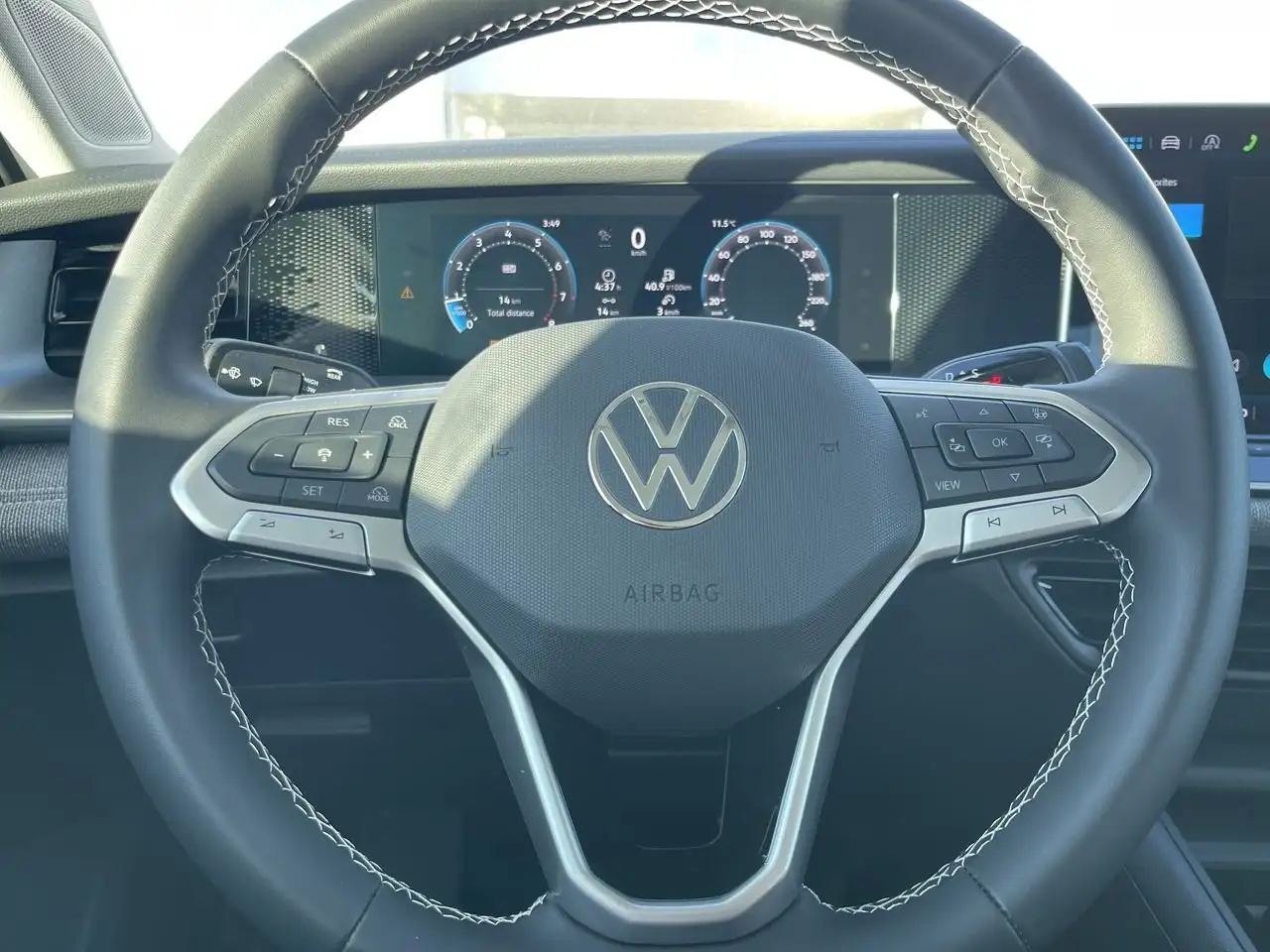 Volkswagen Tiguan снимка Volkswagen Tiguan
