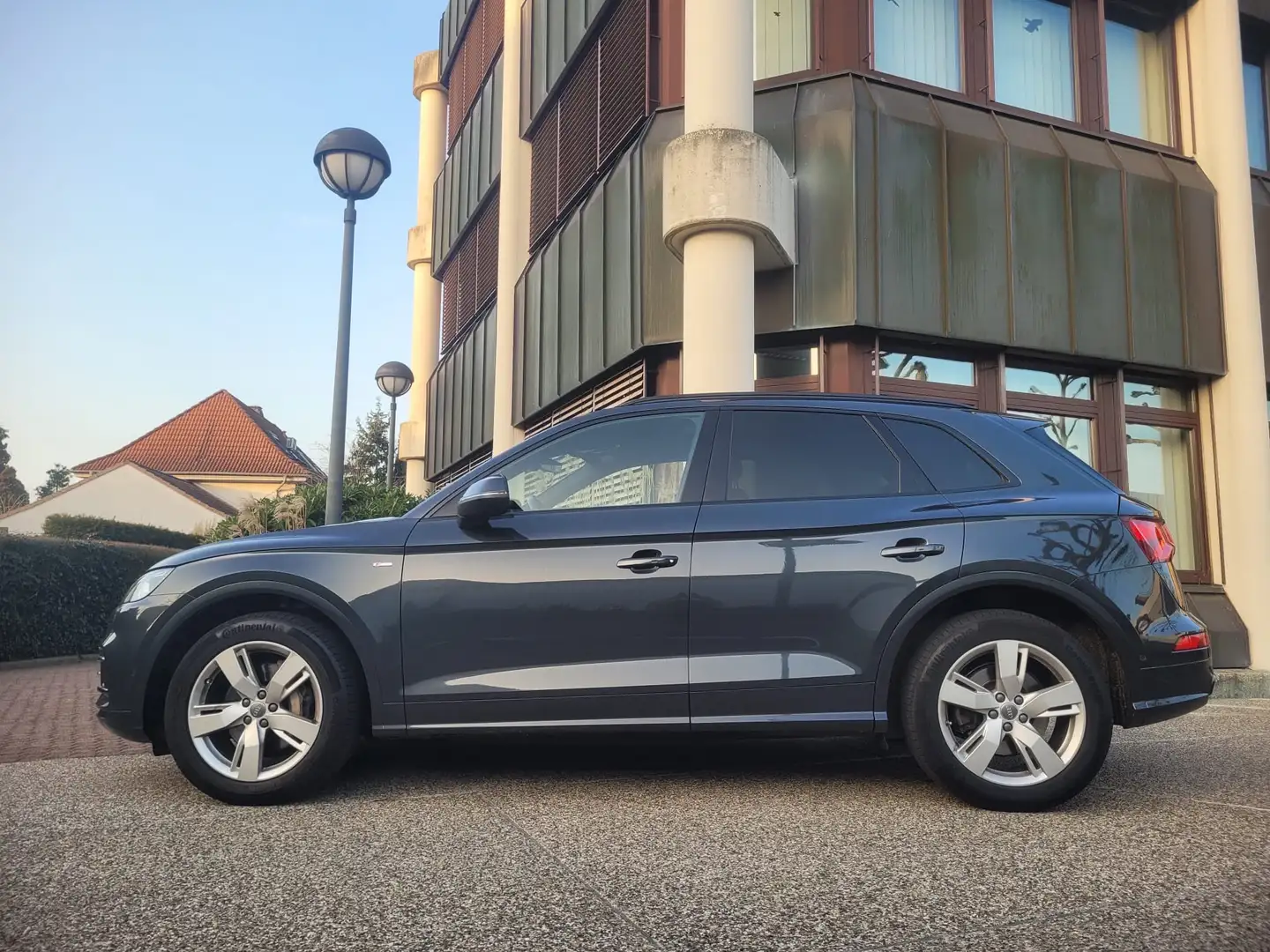 Audi Q5 45 TDI quattro sport S-Line Voll- Pano-MATRIX-EU6 Grau - 1