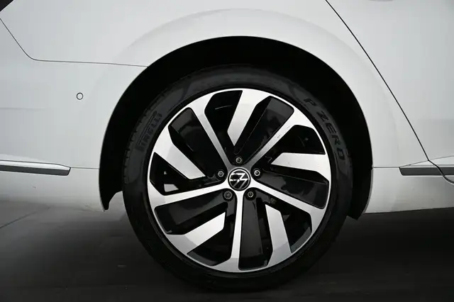 Volkswagen Arteon view 15