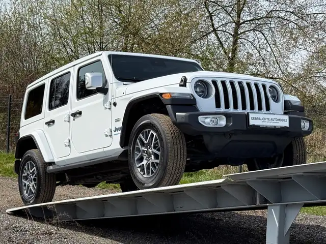 Jeep Wrangler Sahara 2.0 PHEV 380 P Overland Ansicht 18