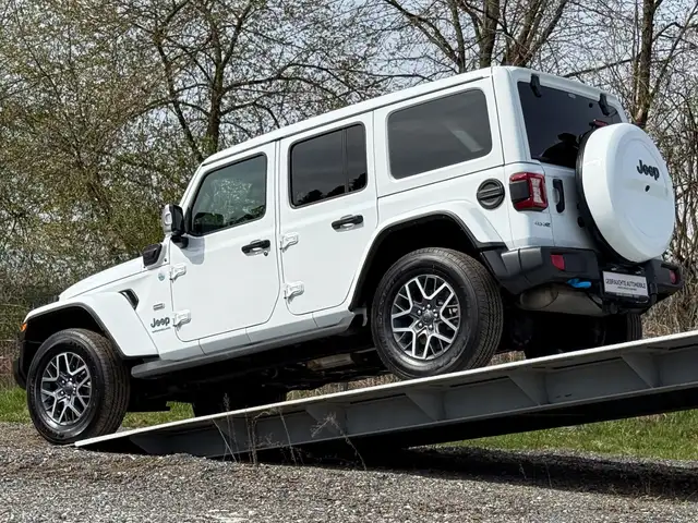 Jeep Wrangler Sahara 2.0 PHEV 380 P Overland Ansicht 10