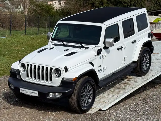 Jeep Wrangler Sahara 2.0 PHEV 380 P Overland Ansicht 13