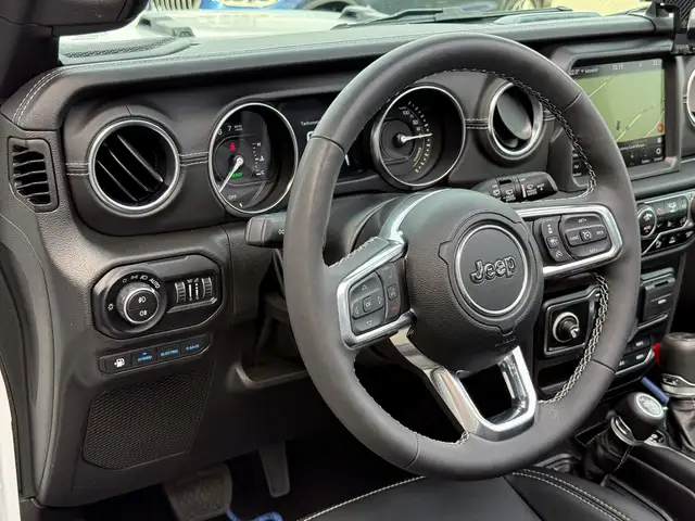 Jeep Wrangler Sahara 2.0 PHEV 380 P Overland Ansicht 23