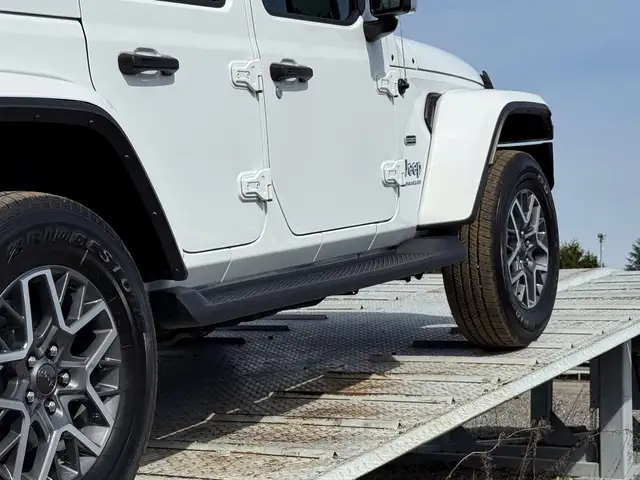 Jeep Wrangler Sahara 2.0 PHEV 380 P Overland Ansicht 17