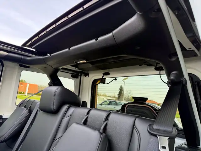 Jeep Wrangler Sahara 2.0 PHEV 380 P Overland Ansicht 34