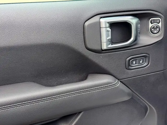 Jeep Wrangler Sahara 2.0 PHEV 380 P Overland Ansicht 26