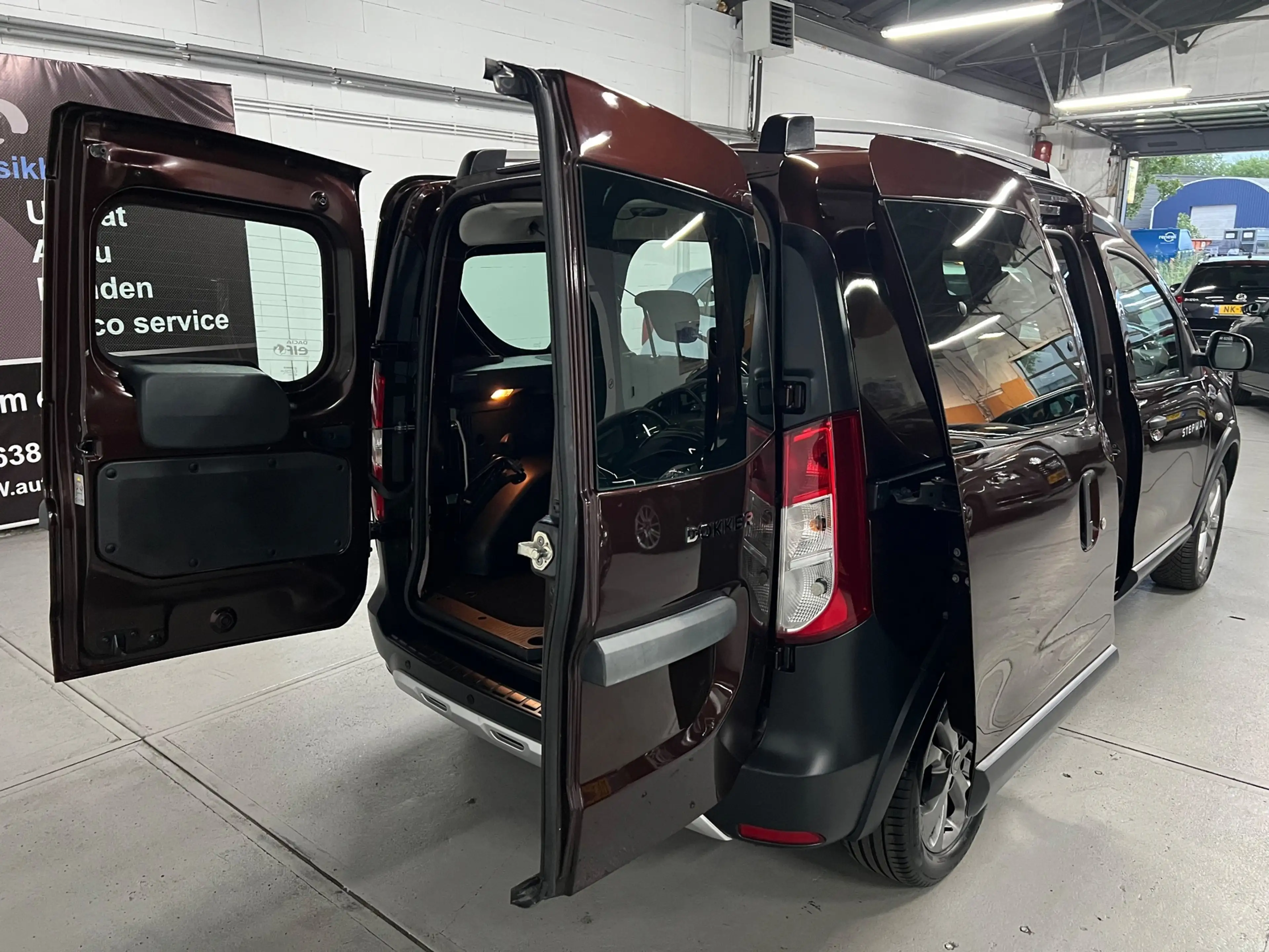 Dacia Dokker 1.2 TCe S&S Stepway NAVIGATIE / 2X SCHUIFDEUR — photo 33
