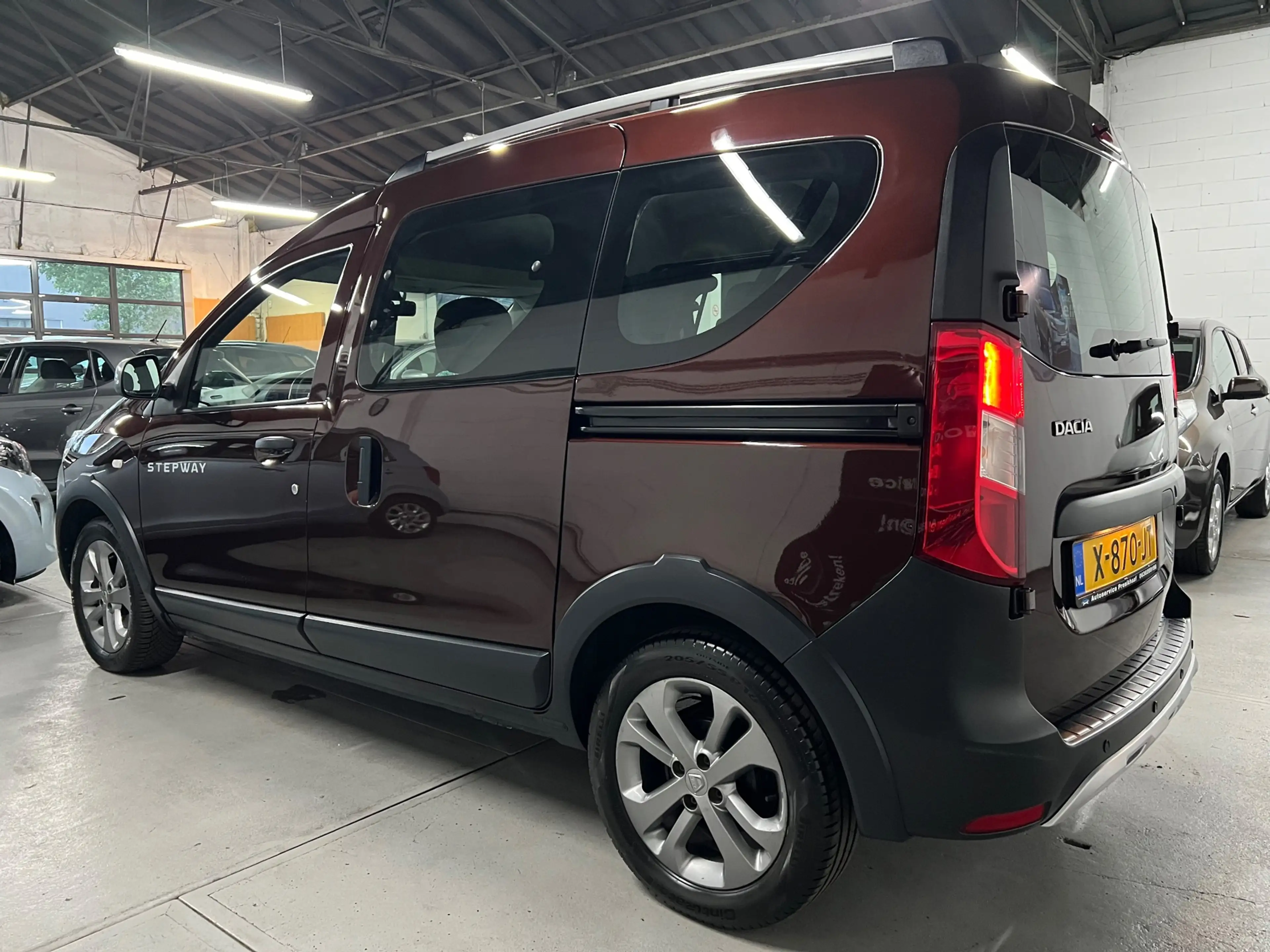 Dacia Dokker 1.2 TCe S&S Stepway NAVIGATIE / 2X SCHUIFDEUR — photo 29