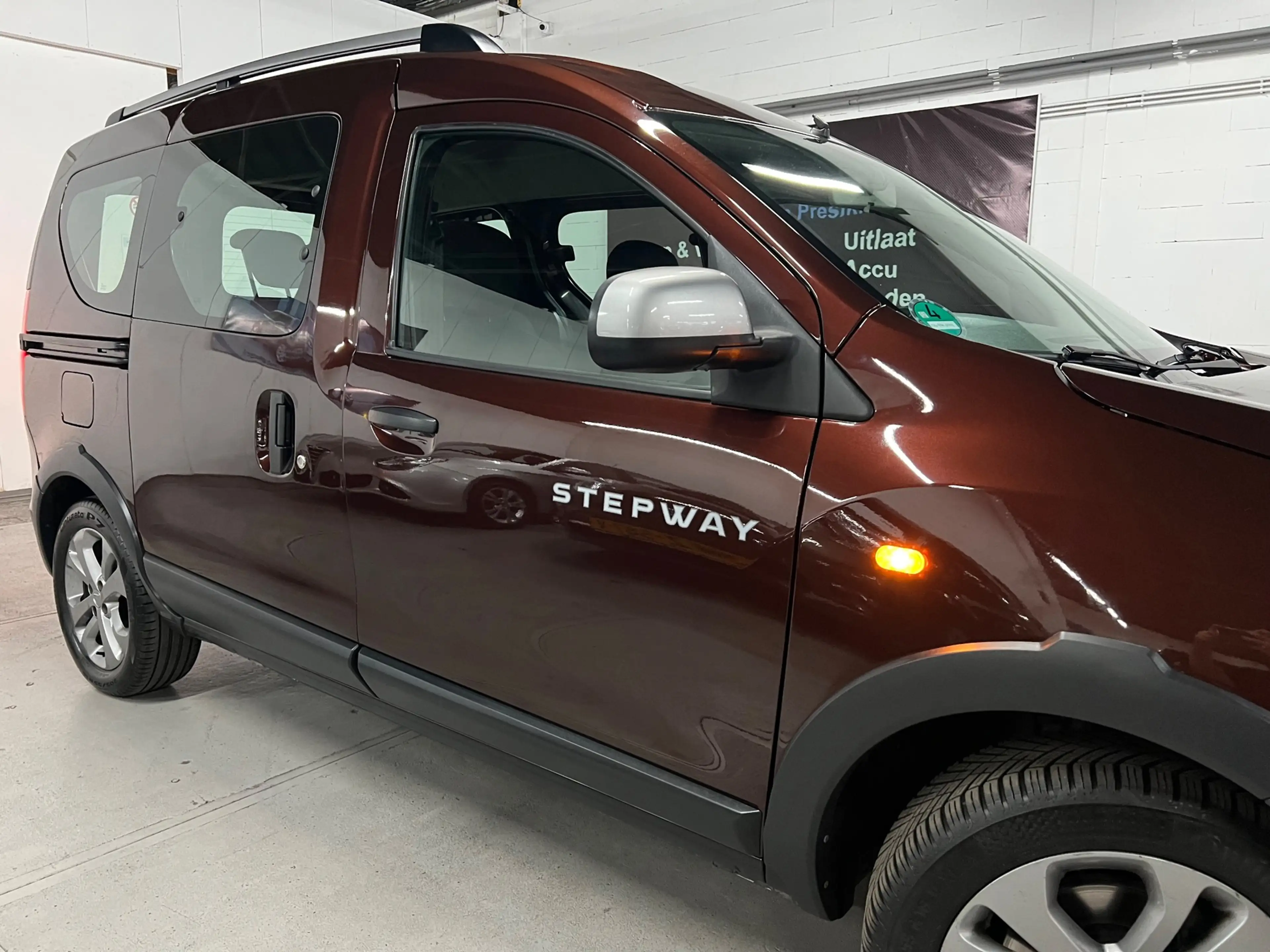 Dacia Dokker 1.2 TCe S&S Stepway NAVIGATIE / 2X SCHUIFDEUR — photo 30