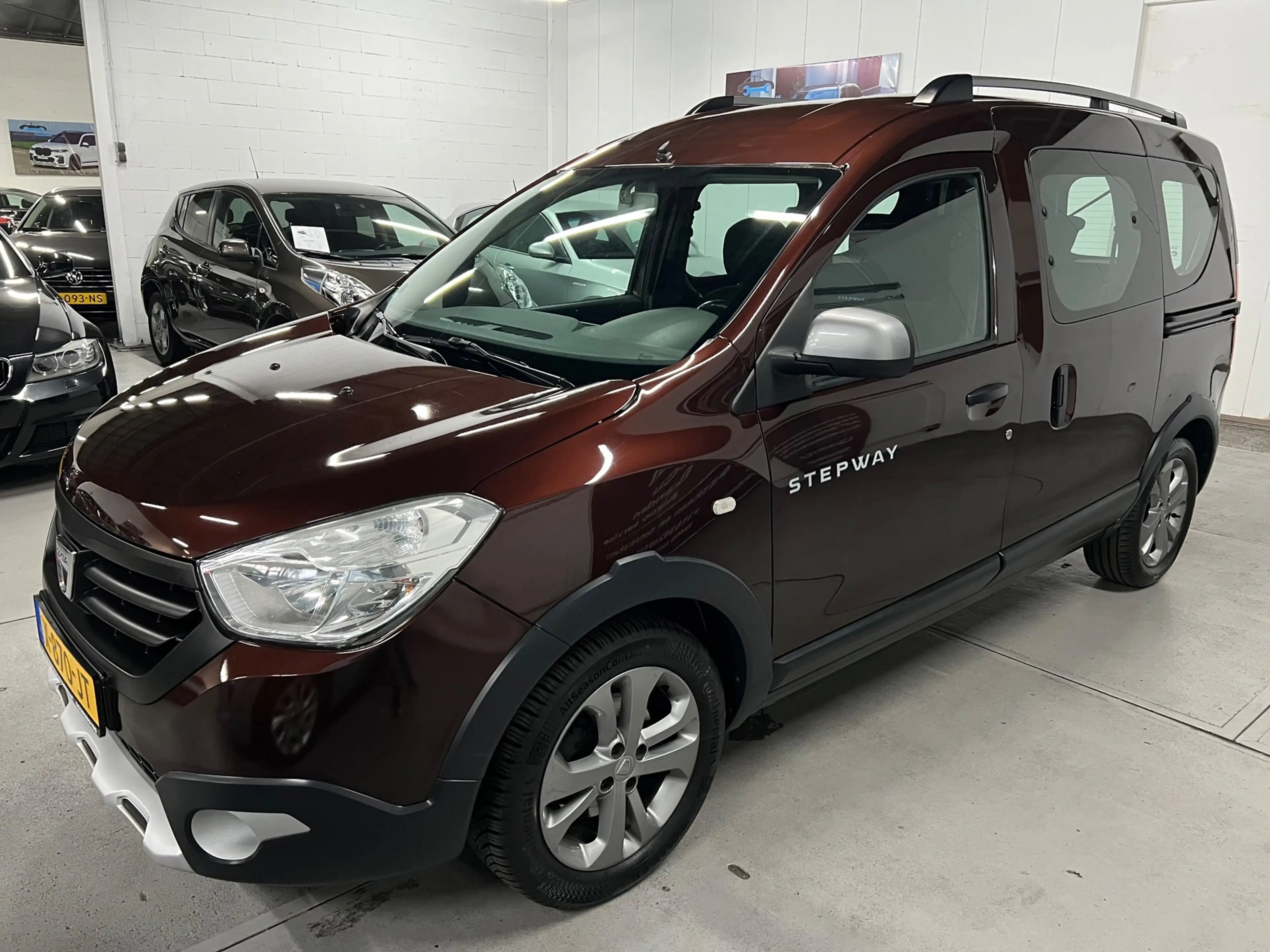 Dacia Dokker 1.2 TCe S&S Stepway NAVIGATIE / 2X SCHUIFDEUR — photo 2