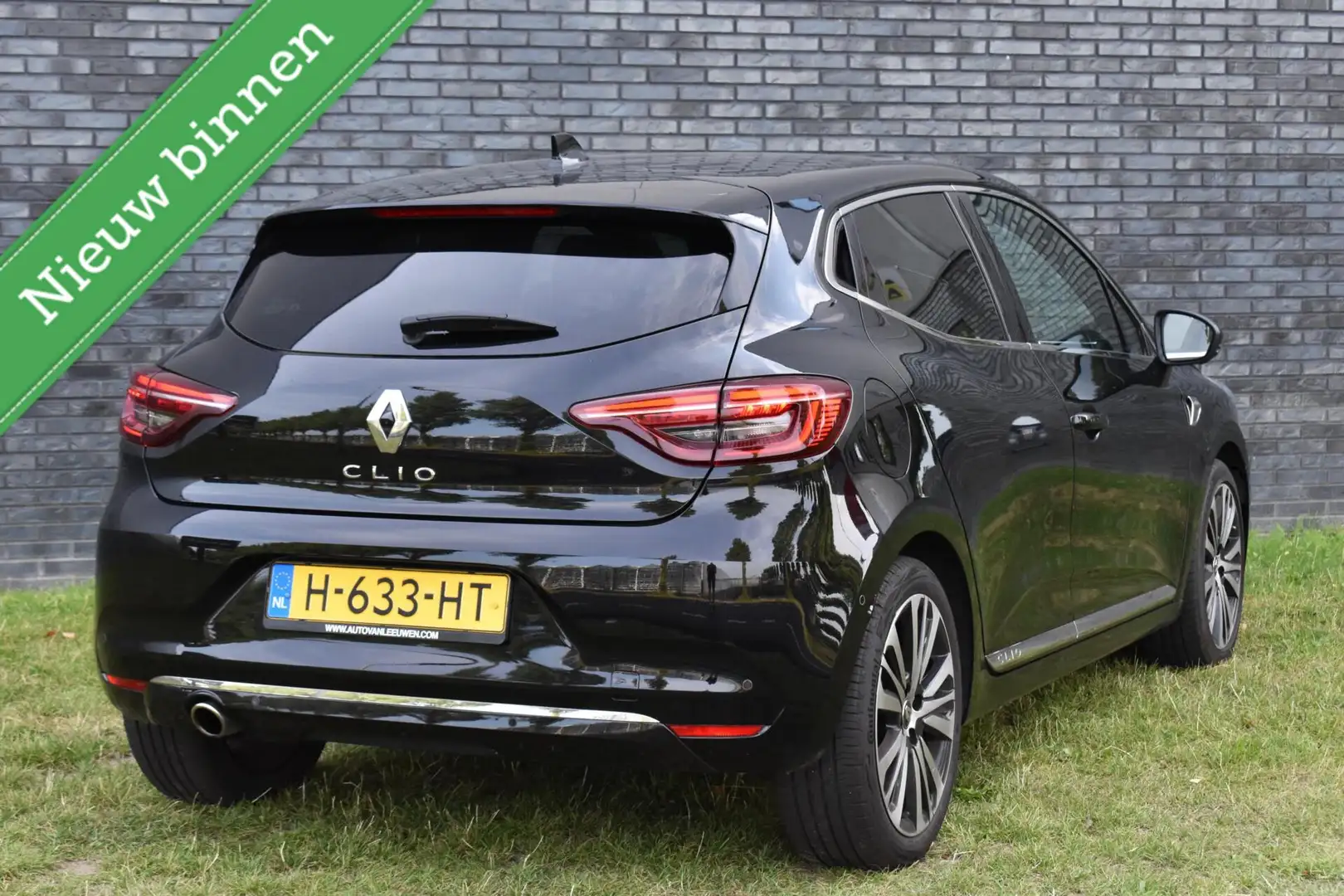 Renault Clio Turbo Initiale Paris LEDER/BOSÉ/360°CAMERA/NAVI/ET Zwart - 2