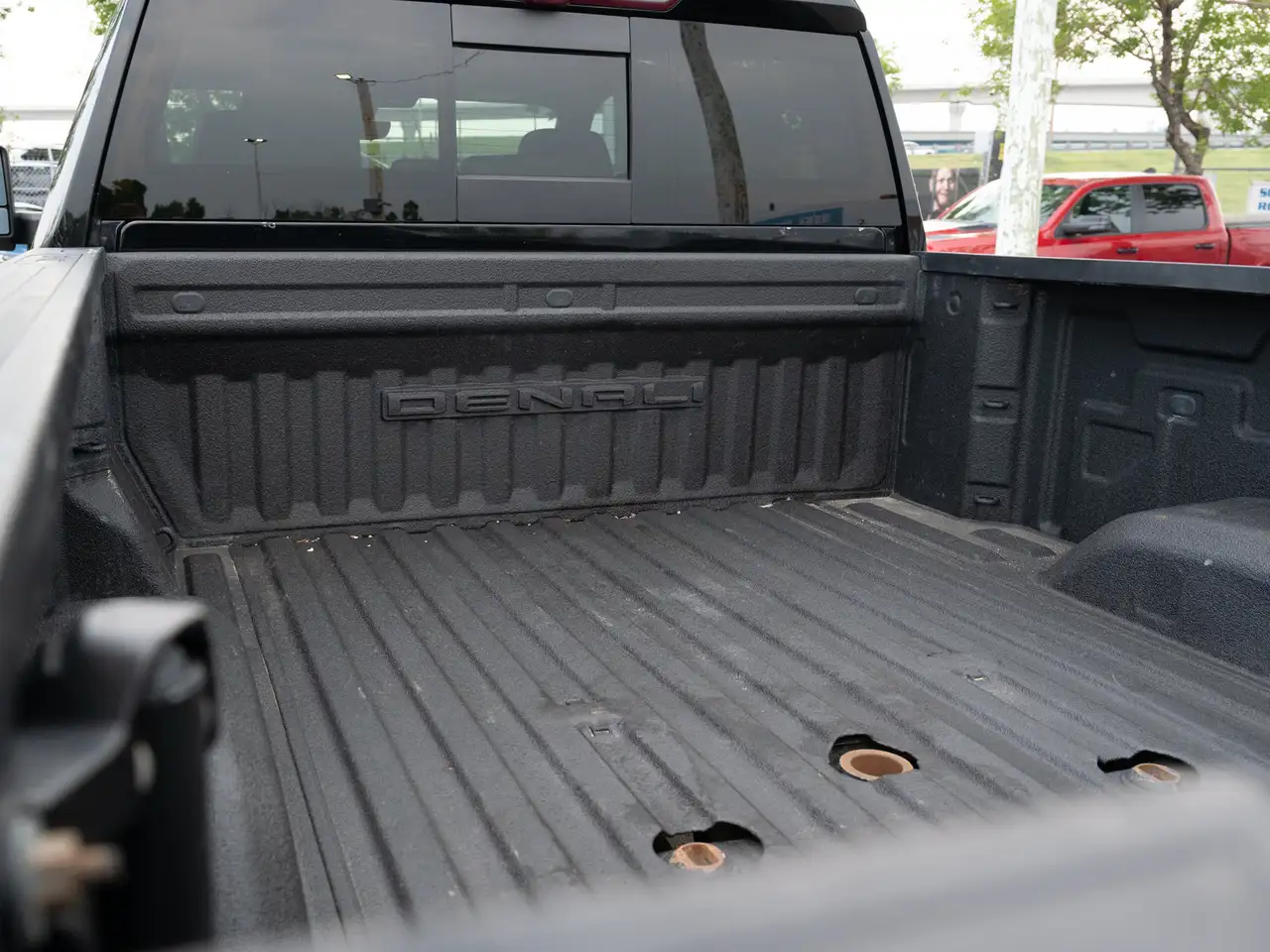 GMC Sierra 3500HD снимка GMC Sierra 3500HD