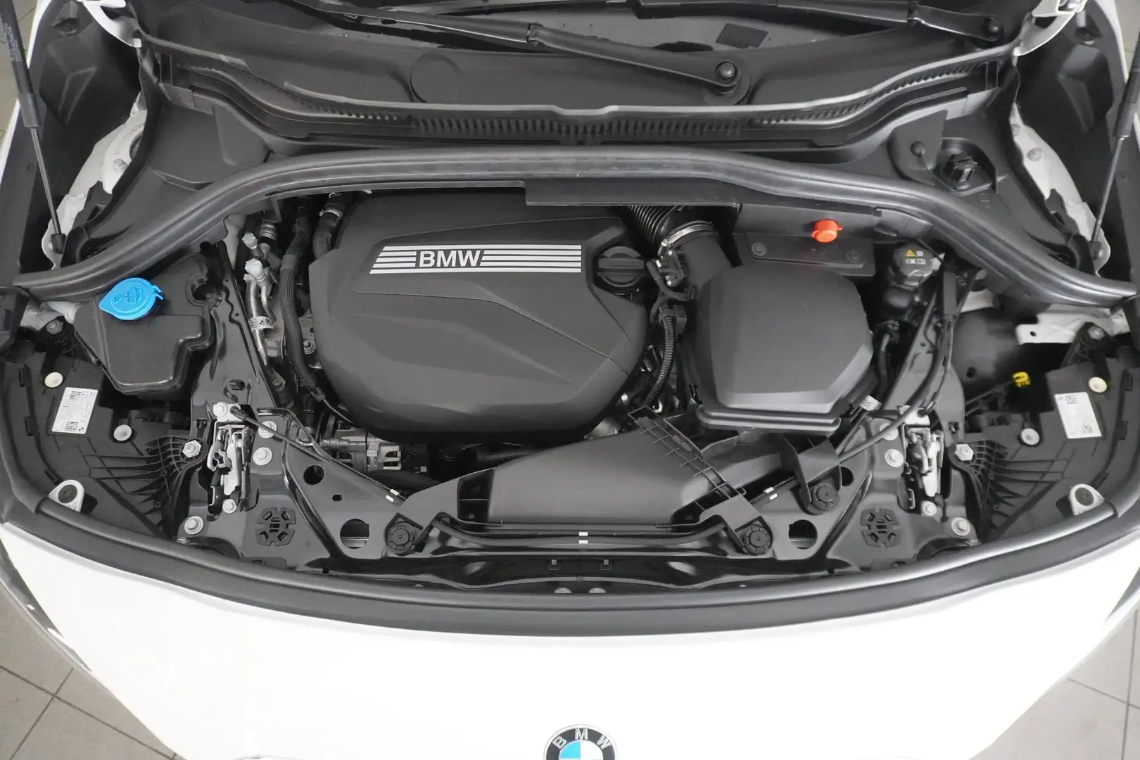 BMW 218 d Weiß - 2