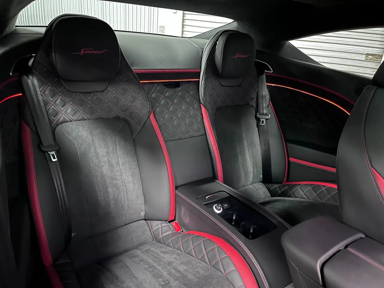 Bentley Continental GT 2022 — фото 11