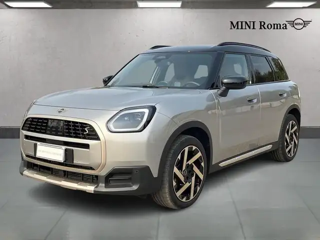 MINI Cooper S Countryman Mini Countryman 2.0 48V S Favoured all4 auto