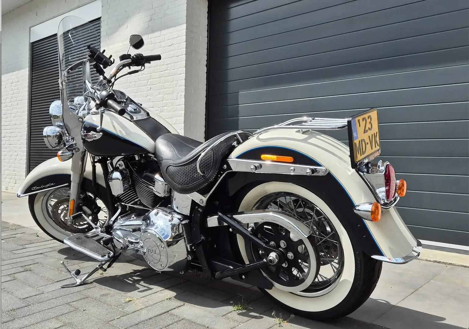 Harley-Davidson Heritage Softail Deluxe Синій - 1