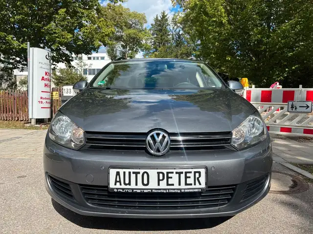 Volkswagen Golf view 9